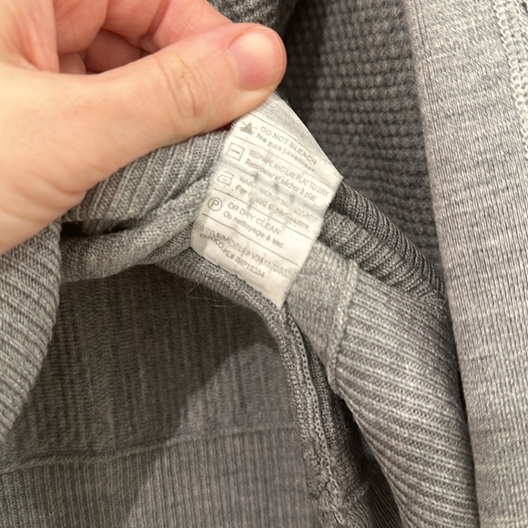 Vince grey sweater (US S) - Picture 7 of 7